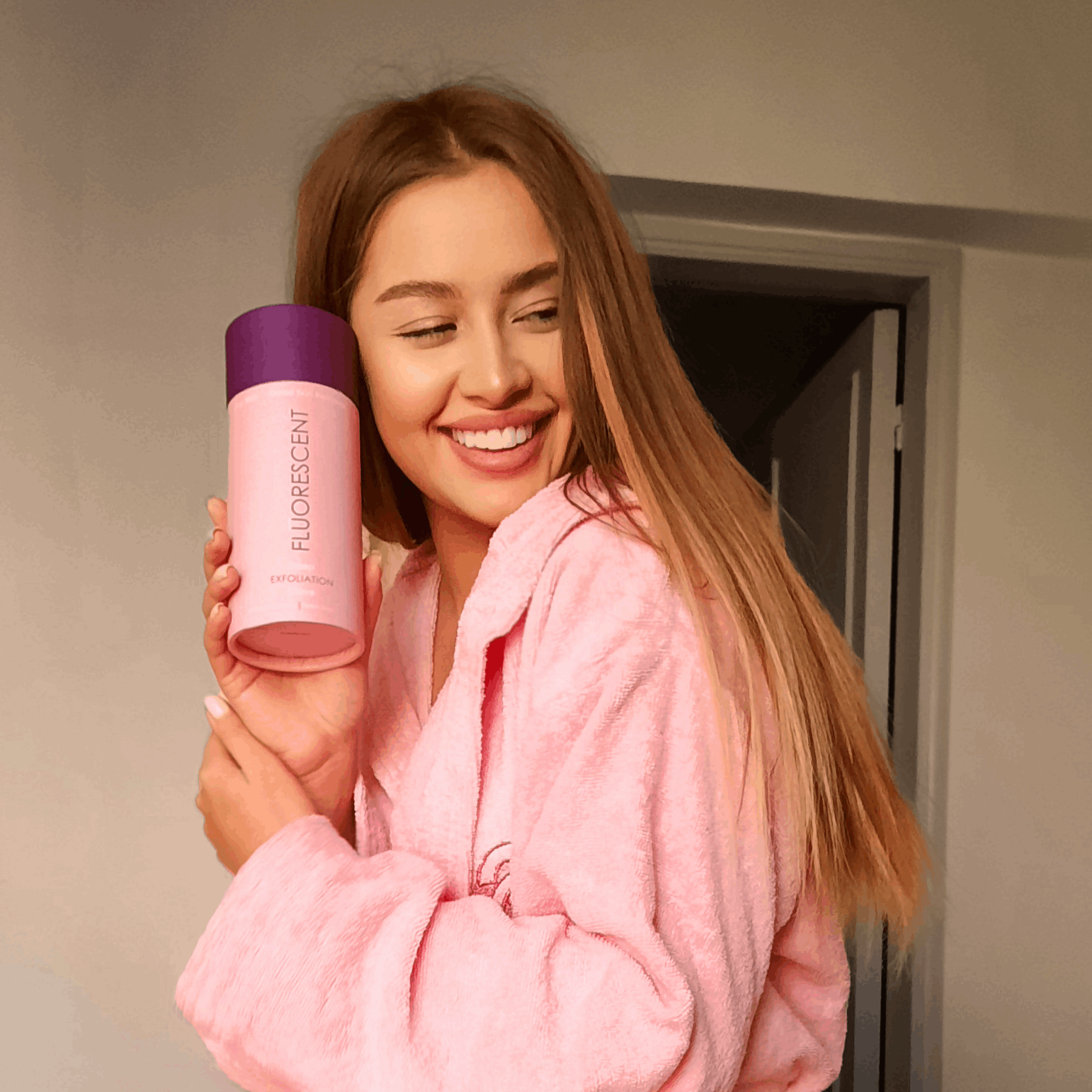 Fluorescent Glow Bundle - 1 Glove + 1 (Deep Cleansing) Small Soap